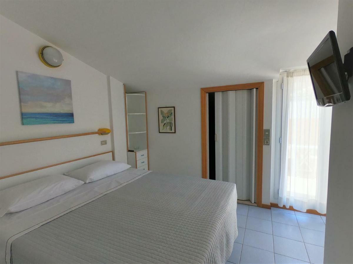 Hotel California กัตตอลิกา ภายนอก รูปภาพ